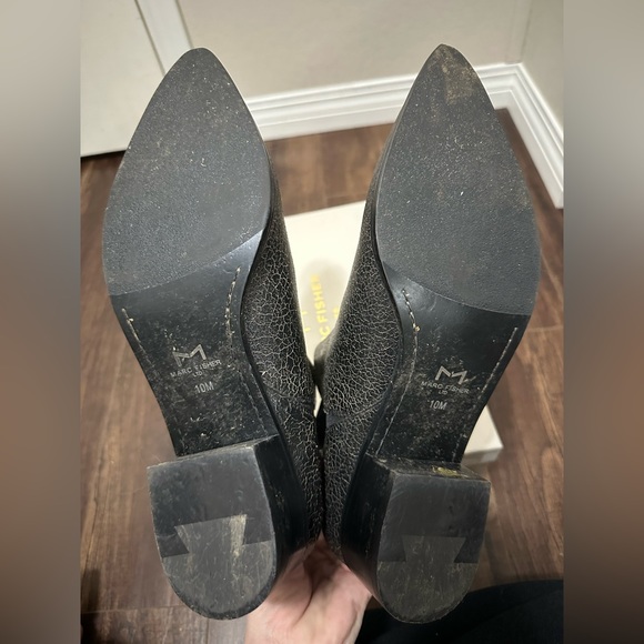 Marc Fisher Yale Chelsea Boot - Picture 7 of 7